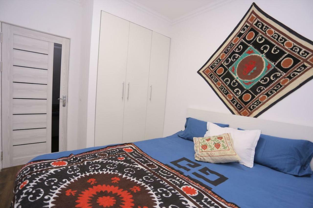 Luxury 2 Bedrooms Apartment Walking Distance From Gur-Emir 撒马尔罕 外观 照片